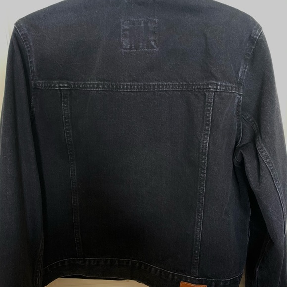 A&F Women’s Denim Jacket - Picture 2 of 4